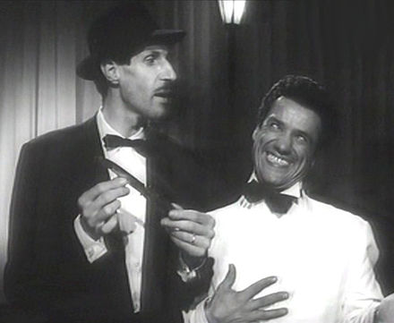 Franco e Ciccio ne Due mattacchioni al Moulin Rouge