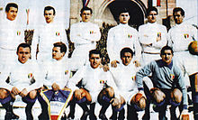 La formazione dell'Italia scesa in campo nel febbraio del 1956[102] al Comunale di Bologna contro la Francia: vi figurano 8 giocatori all'epoca militanti nella Fiorentina.