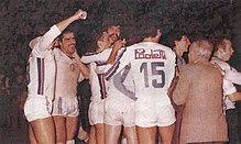 L'esultanza del Catania dopo la vittoria 3-0 sul campo della Panini il 18 febbraio 1978, snodo decisivo per la vittoria dello scudetto, il primo per la Sicilia in uno sport di squadra.