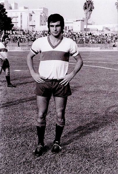 File:Stanislao Bozzi - Siracusa Calcio 1975-76.jpg