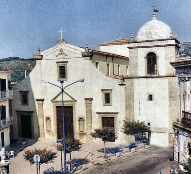 File:Chiesa Madre 4.jpg