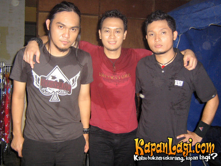 Barkas:Andra & The Backbone.jpg