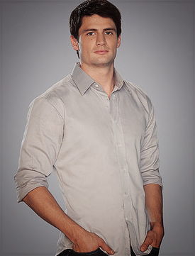 ფაილი:James Lafferty as Nathan.png