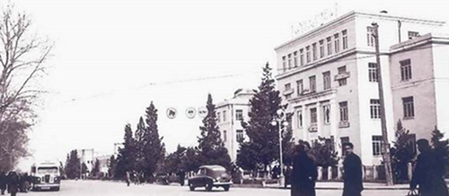 ფაილი:University-History-500x219.jpg