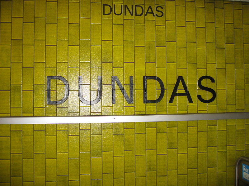 파일:Dundas Station.jpg