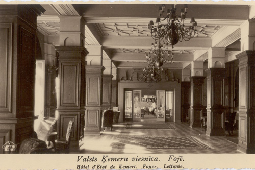 Attēls:Ķemeru viesnīcas fojē 1936.jpg