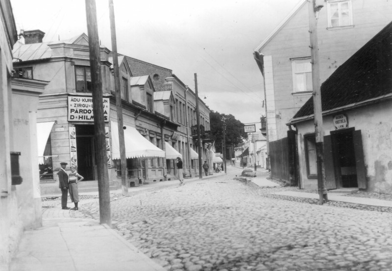Attēls:Talsu Lielā iela ap 1930. gadu.jpg