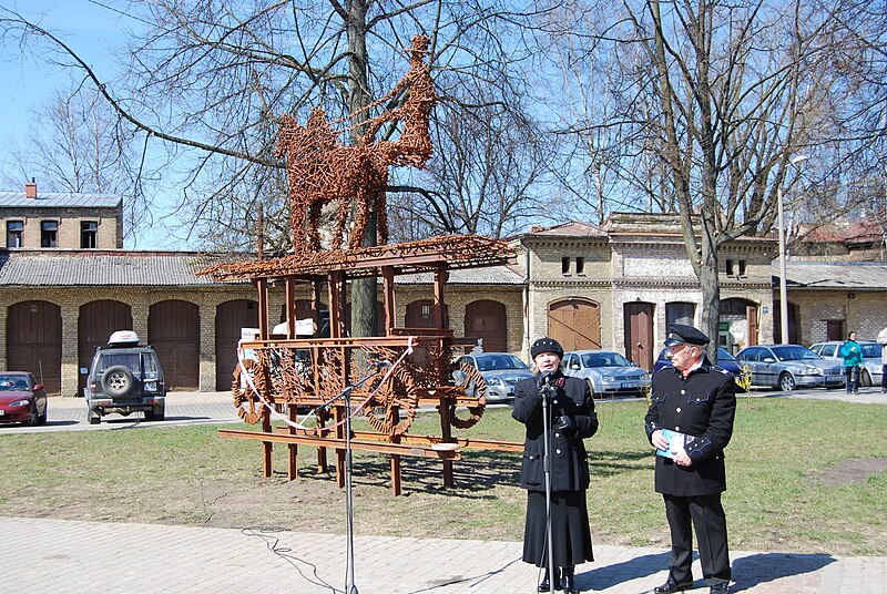 Attēls:Pieminekļa atklāšana.JPG