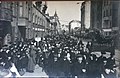 1919. gada 1. maija demonstrācija Matīsa un Čaka ielu stūrī.jpg