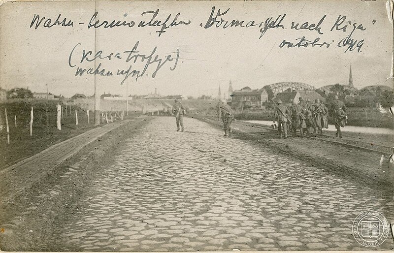 Attēls:Bermontieši Jelgavas ielā Rīgā 1919.jpg