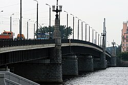 Akmens (Oktobra) tilts