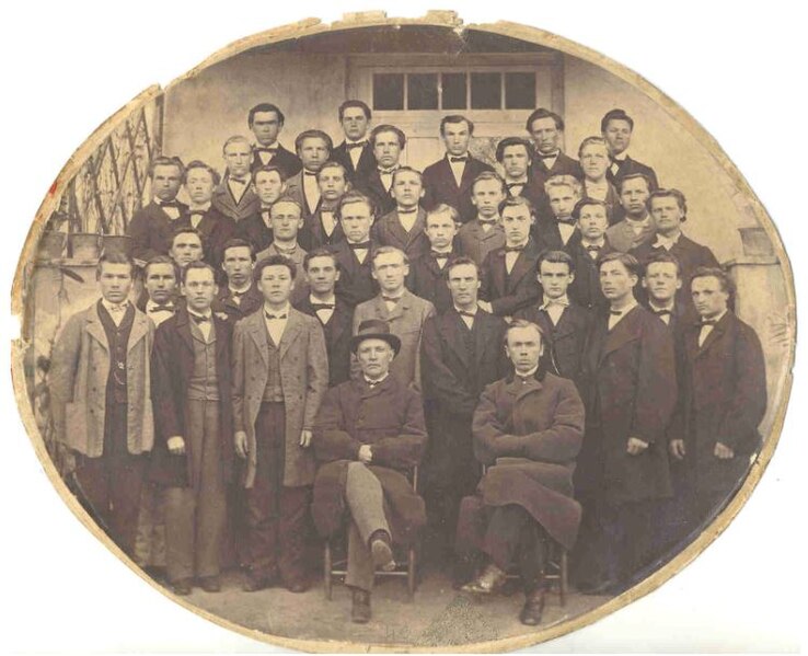 Attēls:Jānis Cimze un Vidzemes skolotāju semināra audzēkņi pirms 1870.jpg