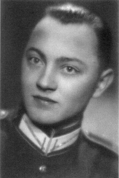 Attēls:Kārlis Rusovs ap 1935.jpg