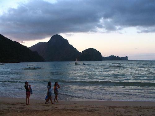 Податотека:El Nido Beach.jpg