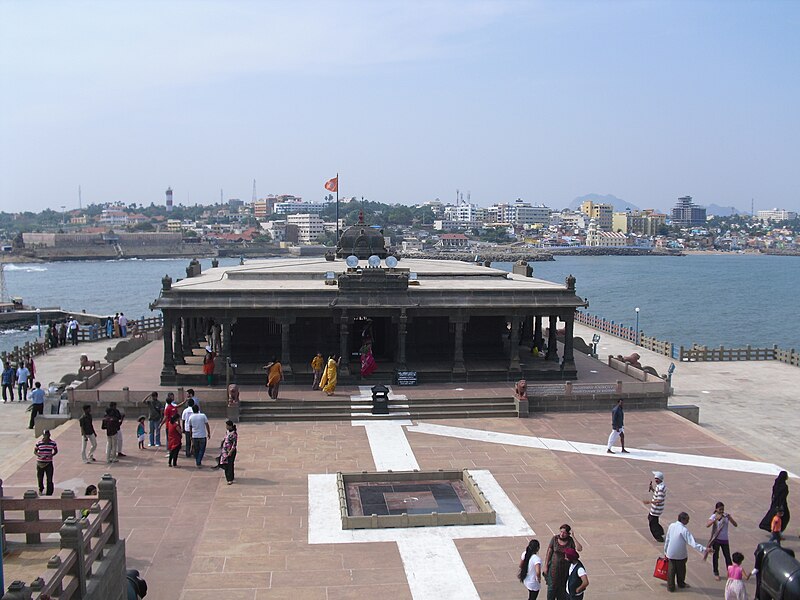 चित्र:Kanyakumari temple.JPG