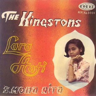 Fail:S. Mona Rita bersama kumpulan The Kingstons.jpg