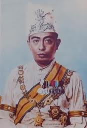 Sultan Idris Al-Mutawakil Alallahi Shah: Riwayat awal, Naik takhta, Kemangkatan