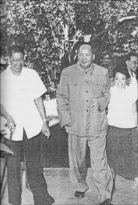 ဖိုင်:Ba thein tin n Mao.jpg