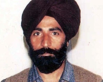 ਤਸਵੀਰ:Photograph of "Labh Singh" (born as Sukhdev Singh Dhillon), former leader of the Khalistan Commando Force.jpg