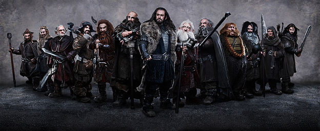 Ficheiro:TheHobbitFilm13Dwarves.jpg