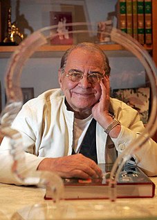 Ivo Hélcio Jardim de Campos Pitanguy foi um cirurgião plástico, professor e escritor brasileiro, membro da Academia Nacional de Medicina e da Academia Brasileira de Letras.