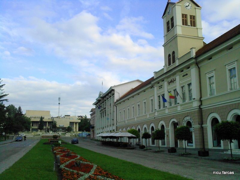 Fișier:Galeriile de Artă.jpg