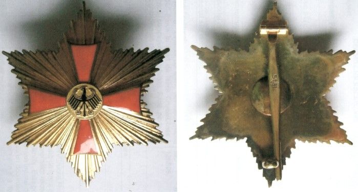 Fișier:Ordinul de Merit German, Crucea Federală de Merit, în grad de Mare Cruce, Clasa I (Medalistică) 2052 15.01.2013 Tezaur CAB5480414C144FCA535FD252828997B.jpg