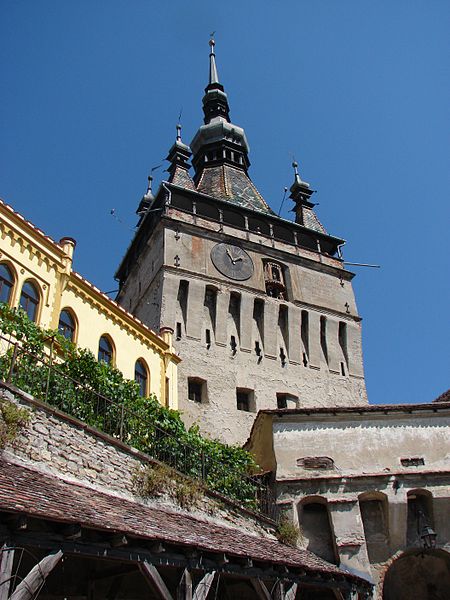 Fișier:Sighisoara poarta.JPG