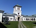 Mănăstirea Dealu: turnul-clopotniță (în 2018)