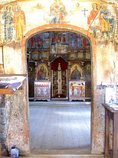Fișier:Biserica de lemn din Rozavlea1.jpg