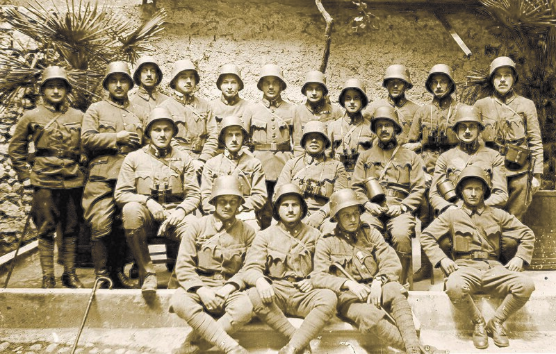 Fișier:20 de Militari ai Regimetului 50 Infanterie din Alba Iulia pe frontul din Italia, 1917 (Documente) 2086 07.02.2019 Fond 518494F2D9DB45BB895886FD9FD2269E.jpg