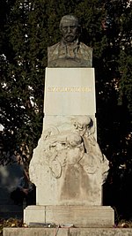 Szigligeti Ede statue - Oradea.JPG