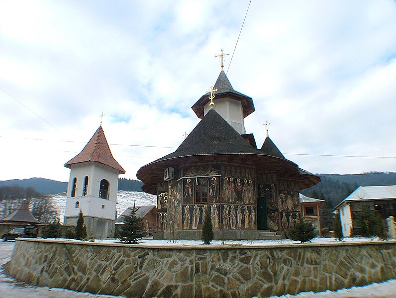 Fișier:Manastire hasca 09.JPG