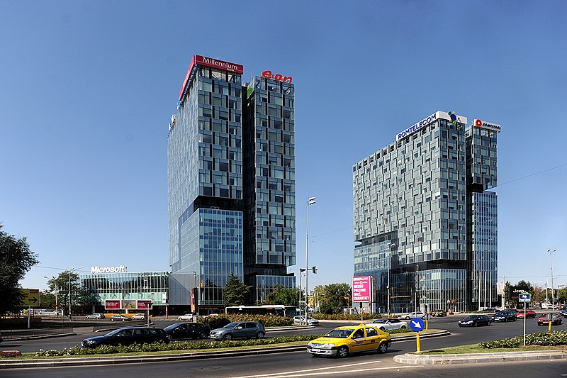 Fișier:Bucharest - City Gate Towers 2012 - panoramio.jpg