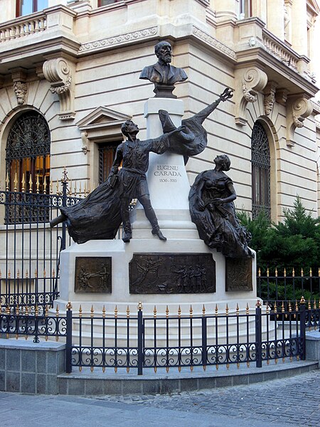 Fișier:Carada - monument 11 octombrie 2013.jpg