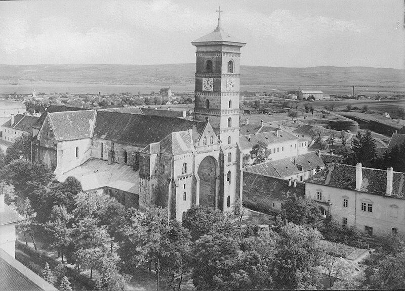 Fișier:Catedrala Romano-Catolică din Alba Iulia. (Istorie) 2372 14.06.2017 Fond 97CA8F8A27B042F4ACA7F890C1E72CB1.jpg