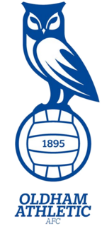 Файл:Oldham Athletic new badge.png