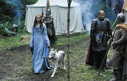 Файл:GoT - Sansa and Lady.jpg