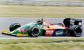 Benetton b187 F1 car.jpg