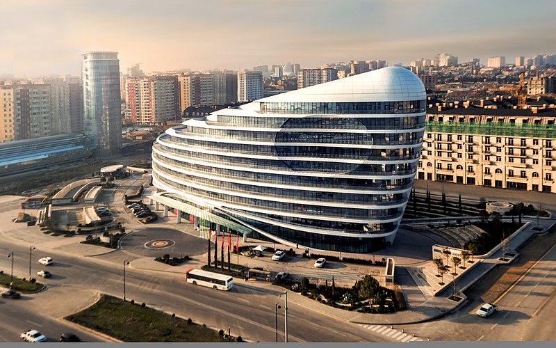 Файл:Бизнес центр Baku White City.JPG