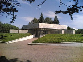 La costruzione del museo del complesso commemorativo