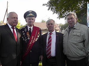 Sergei Jurtšenko (toinen oikealta) mielenosoituksessa Rubtsovskissa 6. syyskuuta 2014