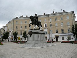 Памятник Михаилу Ярославичу в Твери