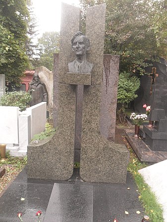 Могила Б. П. Жукова на Новодевичьем кладбище Москвы.