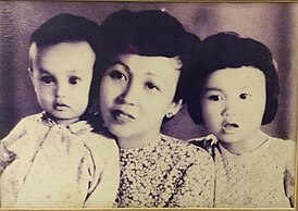 Тхай Тхи Льен с детьми