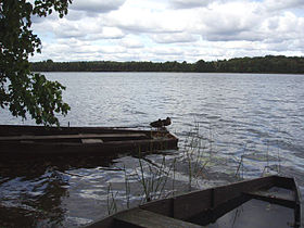 Вид на озеро осенью 2007 года