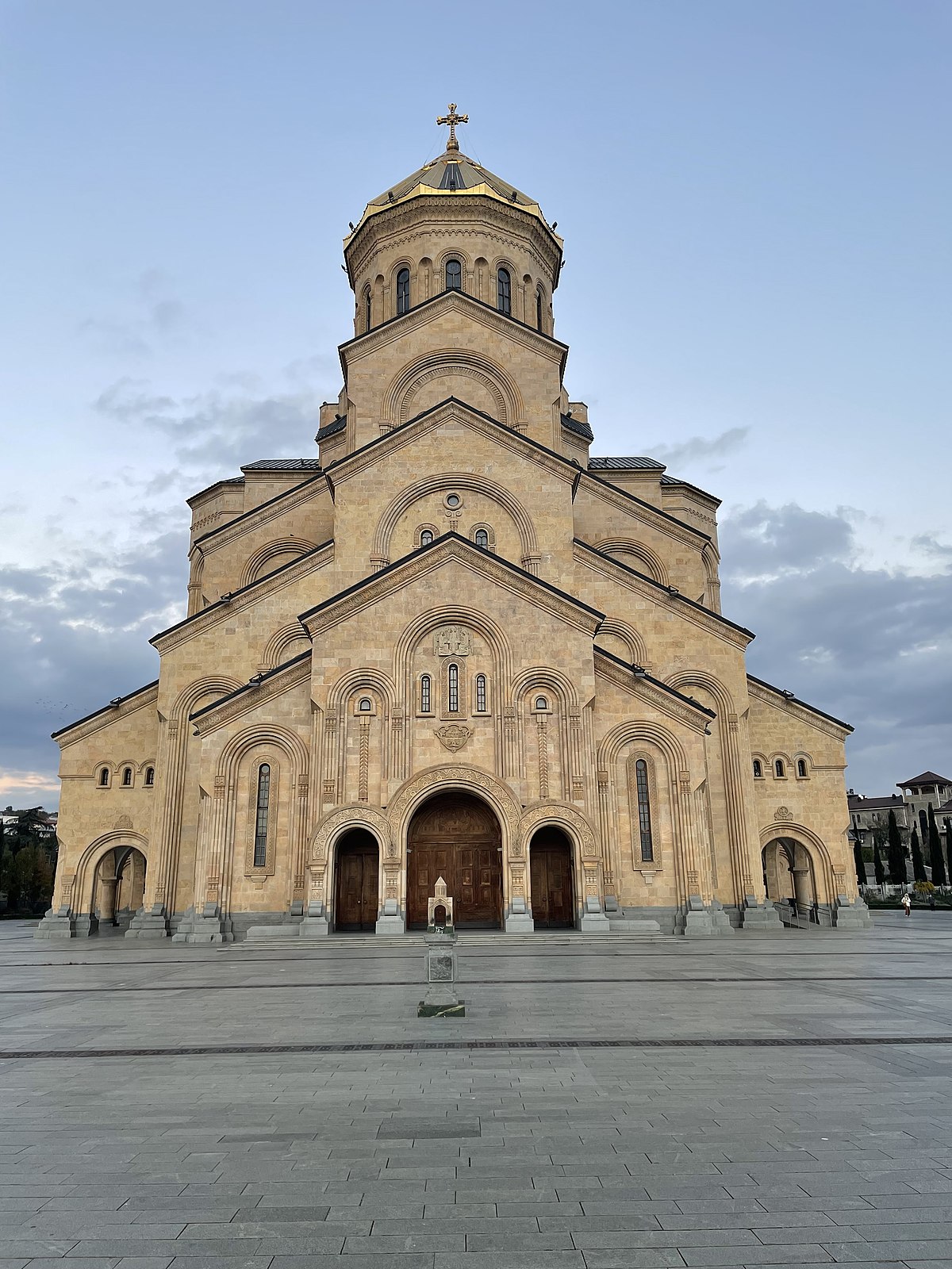 Цминда Самеба — Википедия