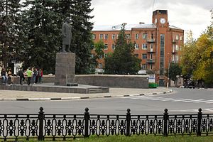 Vista del monumento a Lenin del escultor Matrosov
