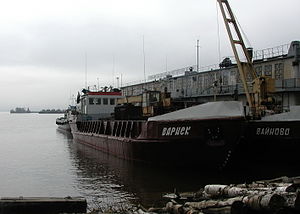 Теплоход «Варнек»,река Северная Двина, Архангельск, 2005 год.