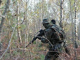 Airsoft.  Moment wojskowej gry sportowej (Mińsk, Białoruś, 2006)